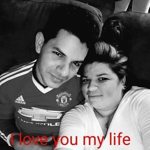 Meet your Posher, Mariselis